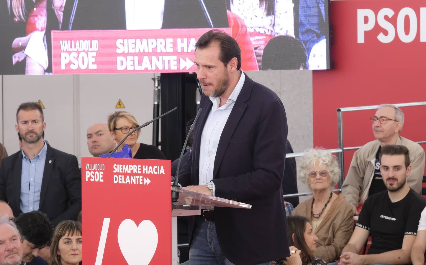 El alcalde y candidato del PSOE dice que le dedicará «a Tomás Rodríguez Bolaños lo que más hubiera querido: una rotunda victoria»