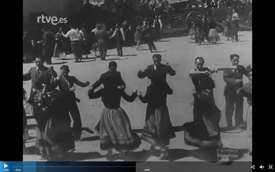 Imagen principal - Jotas, platea y capea de San Isidro, en mayo de 1943. 