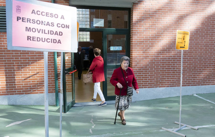 Fotos: Segovia vota en las elecciones municipales, autonómicas y europeas