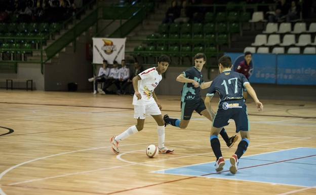 Monir, en un partido del equipo juvenil del Segovia Futsal.