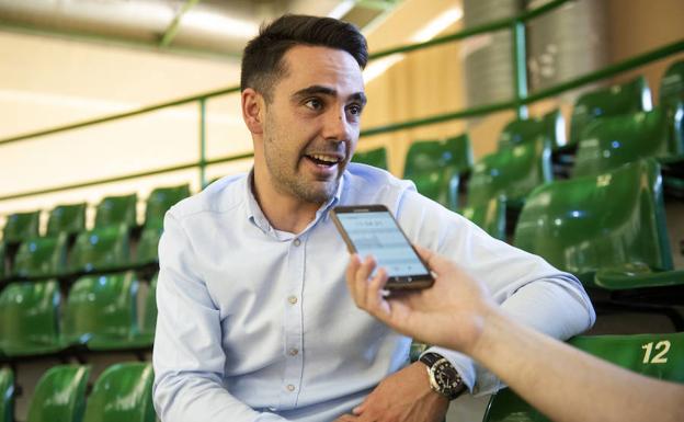 Luis Dorrego, en el Pedro Delgado, durante la entrevista.