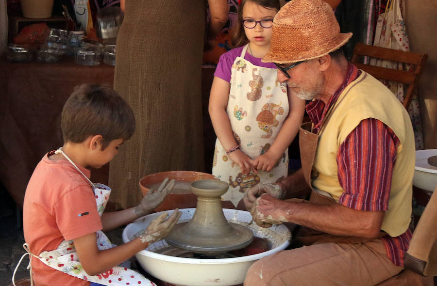 Fotos: XIX edición del Mercado Barroco de La Granja