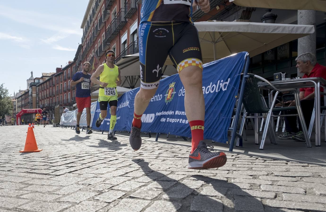 Fotos: Carrera popular en la Plaza Mayor