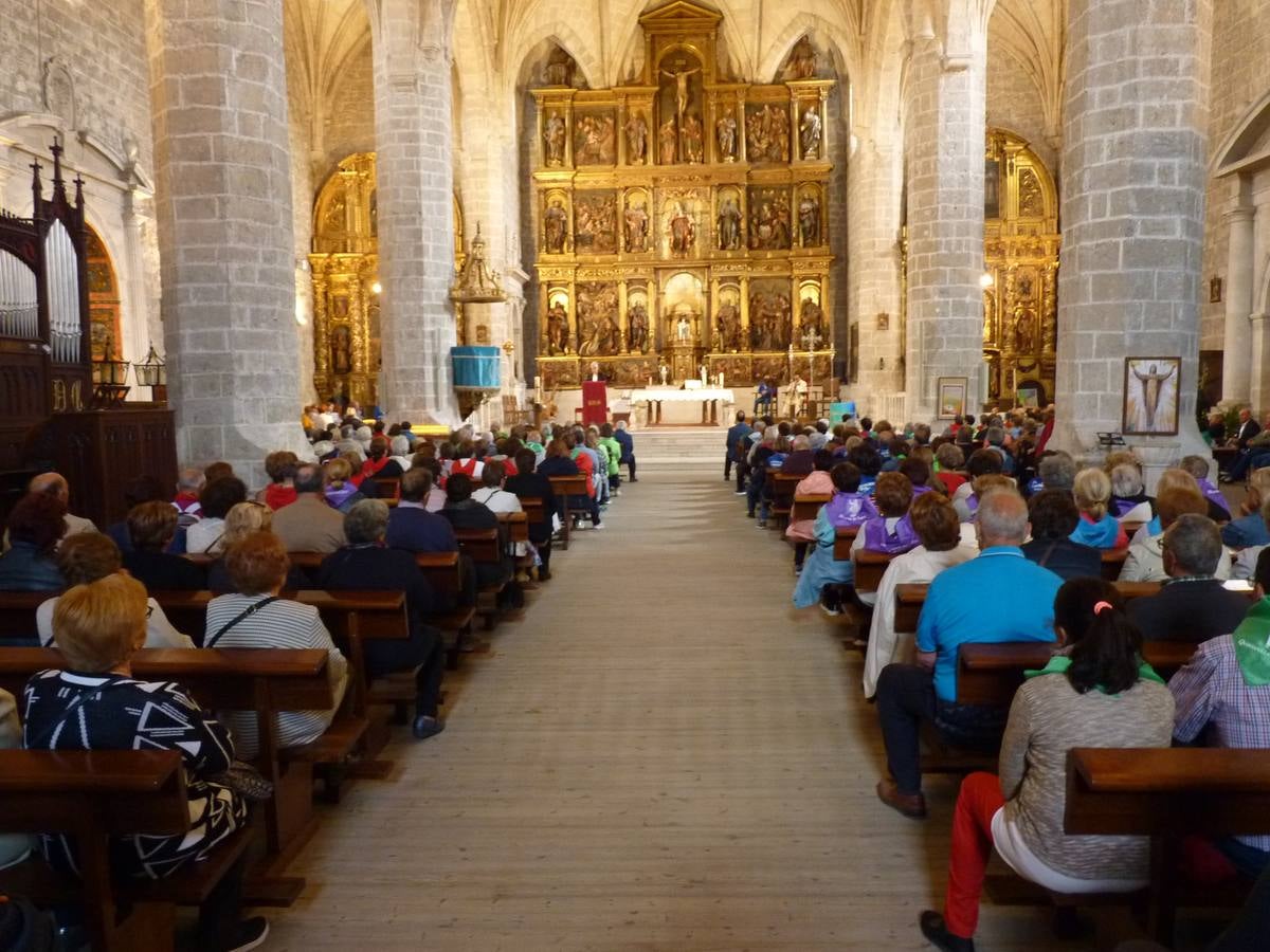 Es la edición número 26 de una cita que, todas las primaveras, reúne a cientos de mayores (en esta, 609) en una cita festiva que, además, sirve para reivindicar el papel que juegan los mayores en el medio rural