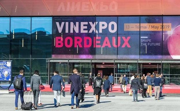 Entrada a Vinexpo Burdeos. 