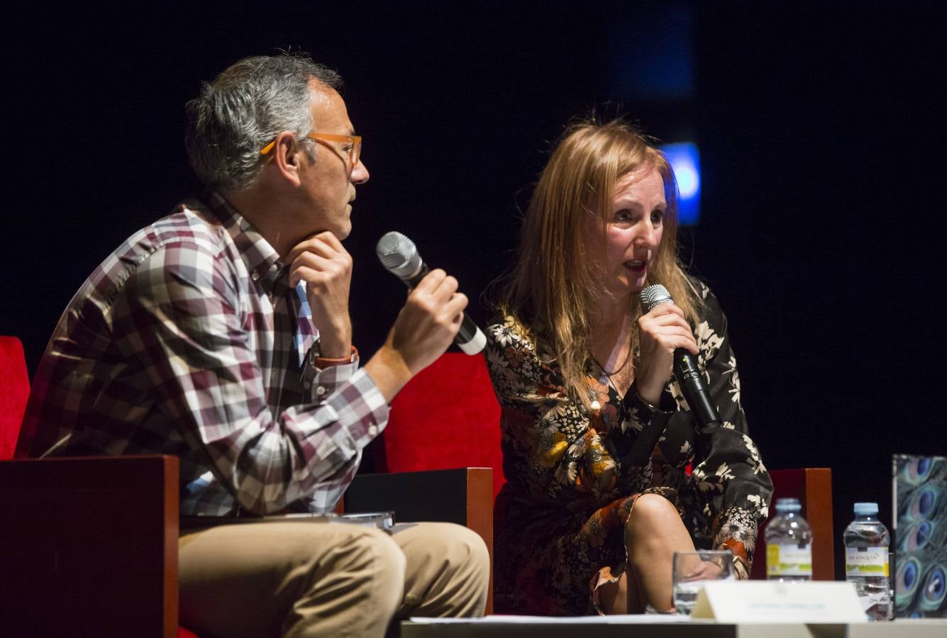 Fotos: La fotógrafa Henar Sastre presenta el libro&#039;Sobre escritores&#039;, una recopilación de 108 retratos de literatos que han visitado Valladolid