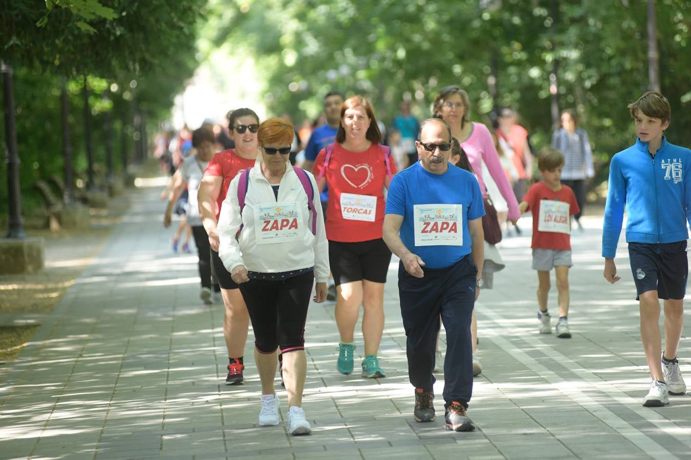 Más de 1.500 personas se han inscrito en esta marcha popular organizada de manera conjunta por El Norte de Castilla y por la Federación de Atletismo de Castilla y León con el espíritu de recorrer los algo más de cinco kilómetros del trazado por las calles más emblemáticas de la ciudad