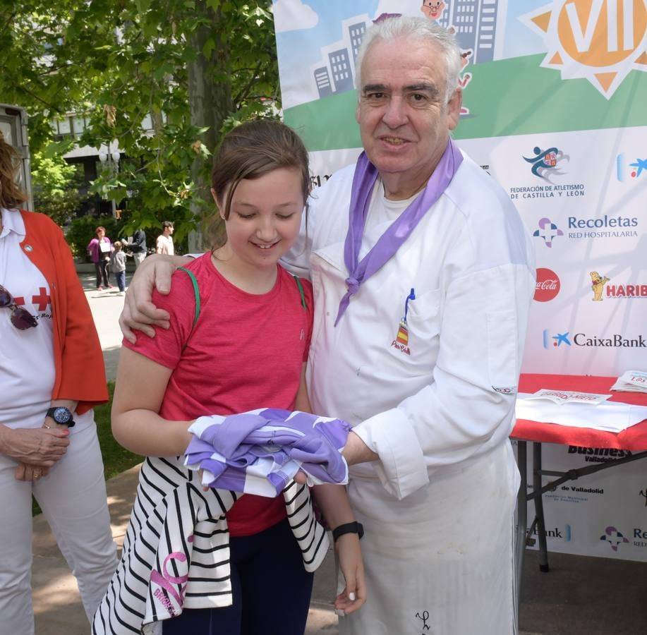 Tras aproximadamente una hora de recorrido han comenzado a llegar las familias de nuevo a meta, al Paseo de los Coches del Campo Grande, donde han podido disfrutar de una clase de zumba, para después reponer fuerzas con una degustación de un guiso de judías del Barco de Ávila elaboradas por el restaurante La Criolla