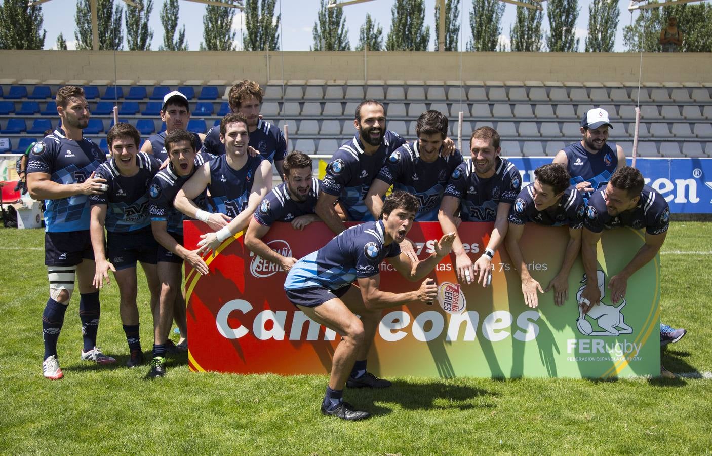 El Salvador finaliza tercero tras un buen campeonato y el VRAC acaba en la sexta posición