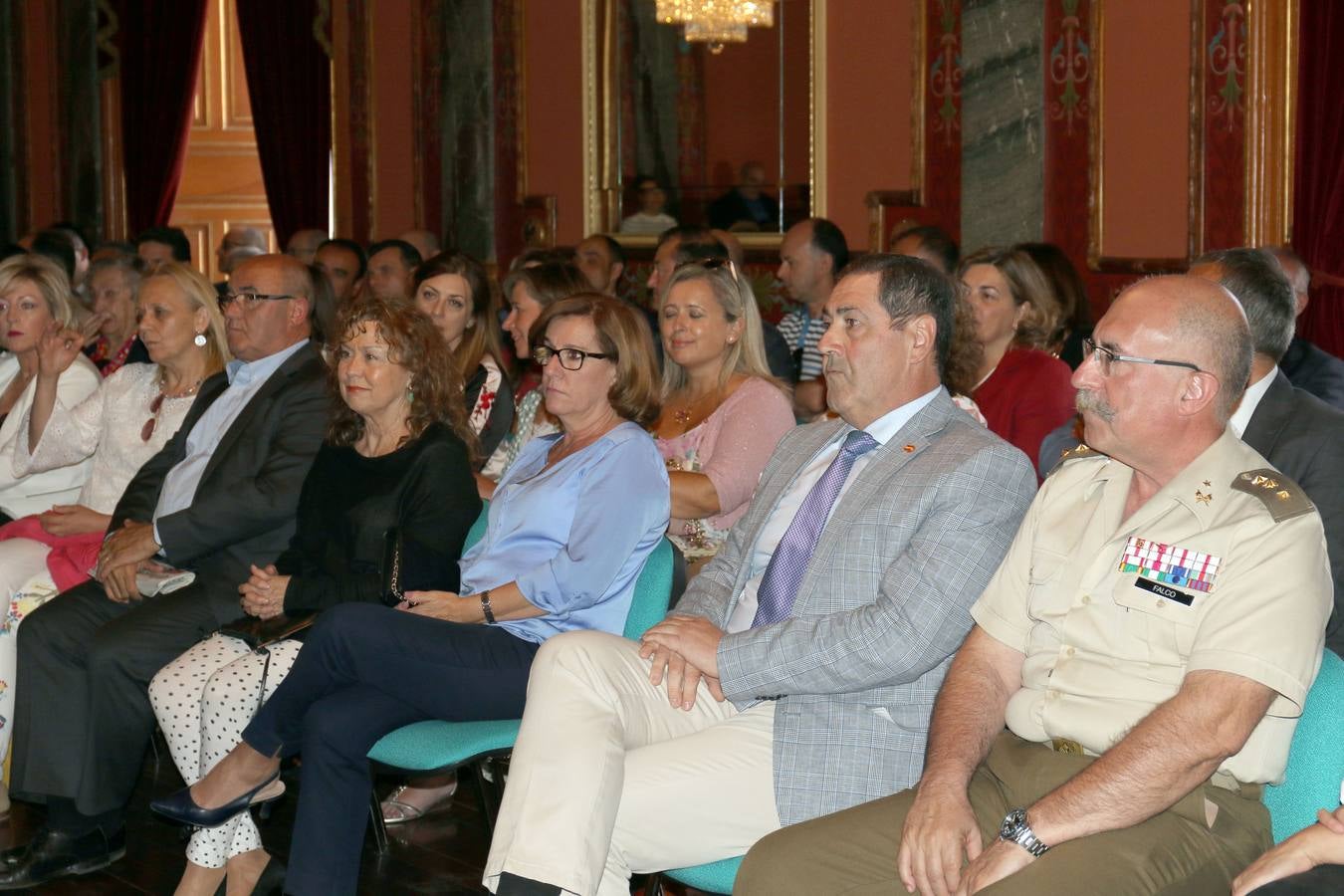 Los autores hablaron sobre la generación de las canas, la nueva edad que revolucionará en el futuro el modelo social