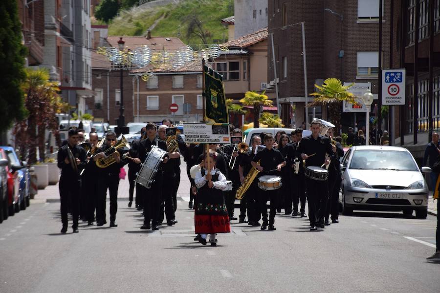 Fotos: Festival de bandas de música en Guardo