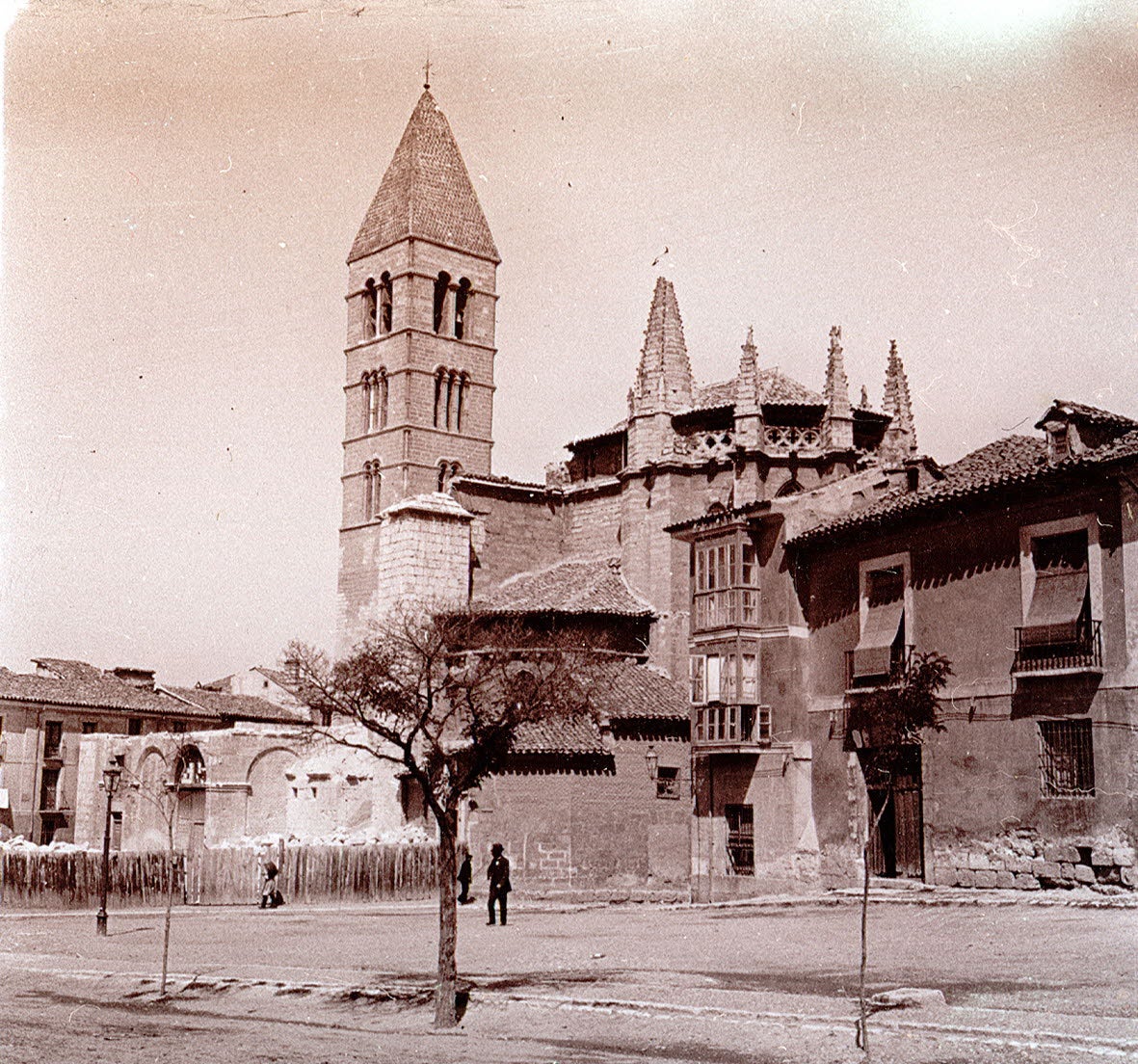 La iglesia de La Antigua en 1915.