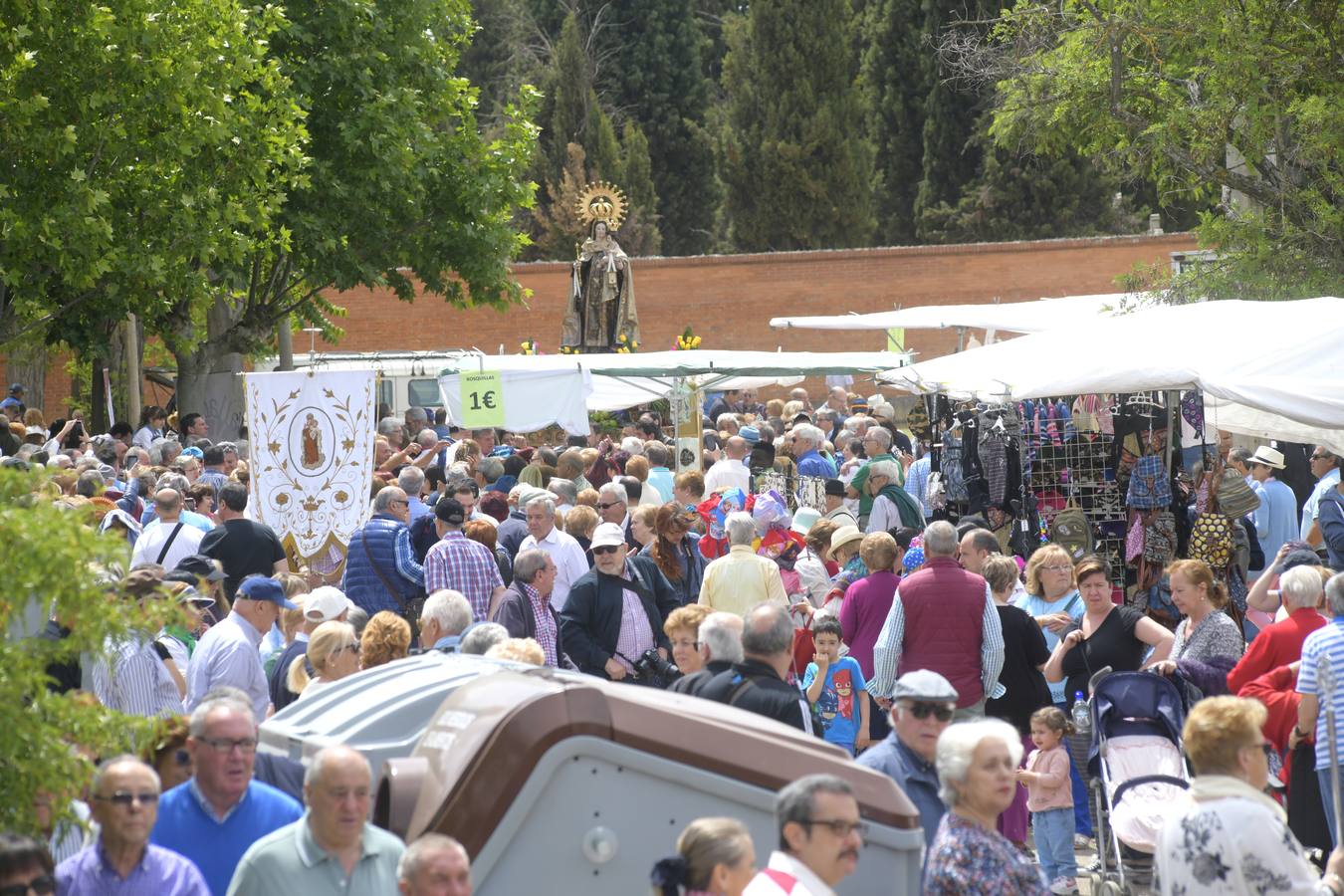 Fotos: Romería de la Virgen del Carmen de Extramuros en Valladolid