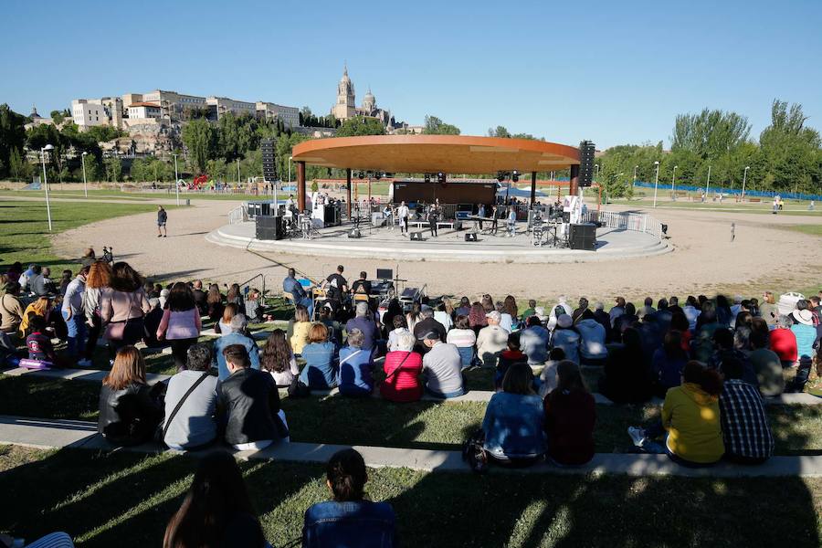 La programación de las fiestas del patrón de la ciudad ha incluido música, teatro, fuegos artificiales y un concierto homenaje a la música disco de los 7 y 80, entre otras cosas.