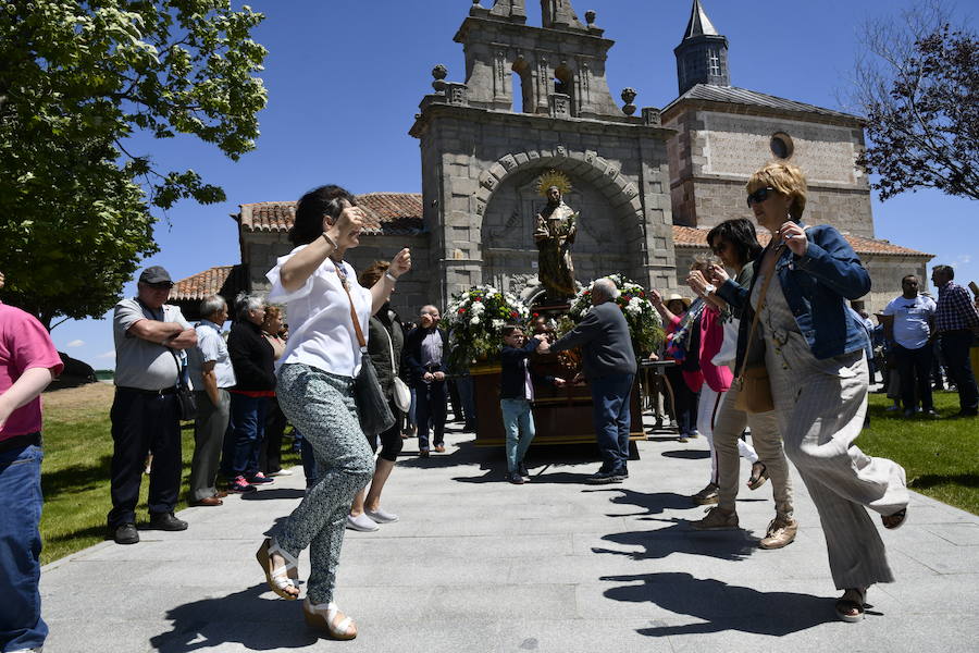 Fotos: Procesión de San Antonio de Padua en Navas de San Antonio