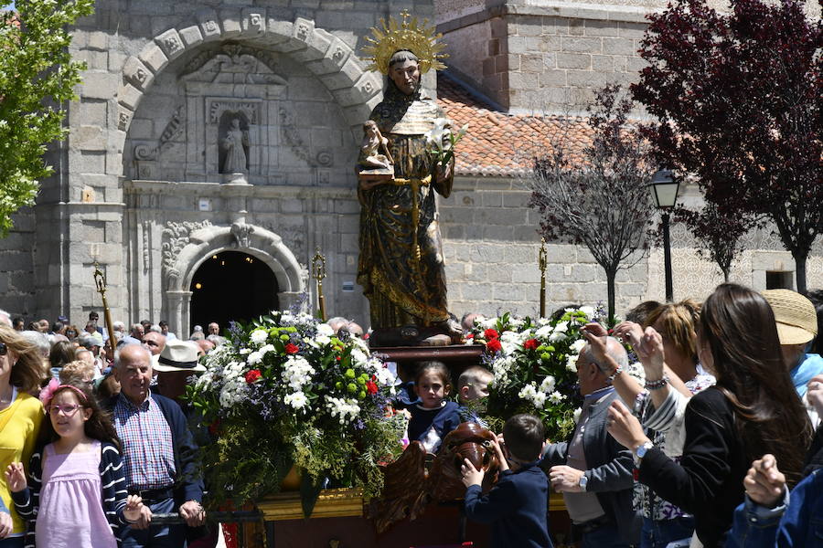 Fotos: Procesión de San Antonio de Padua en Navas de San Antonio