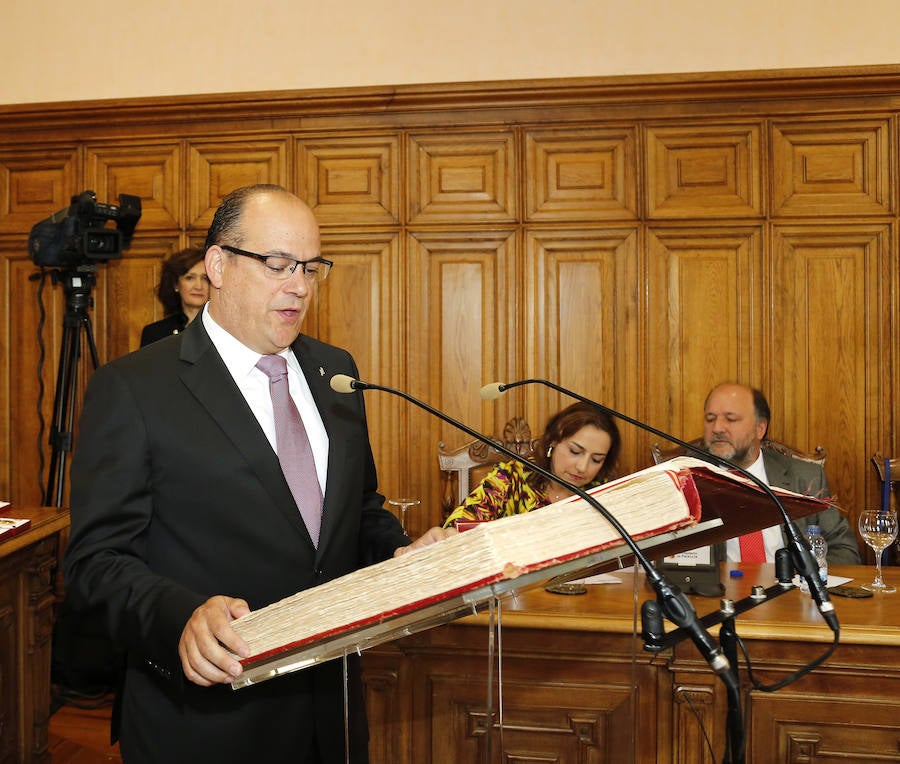 Fotos: Toma de posesión de los nuevos Concejales de Palencia