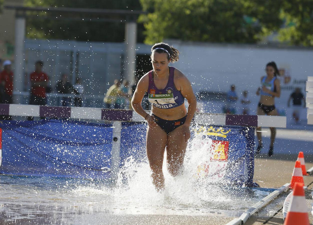 Los clubes de Valladolid y León han ascendido a División de Honor en la Liga Femenina de Atletismo.