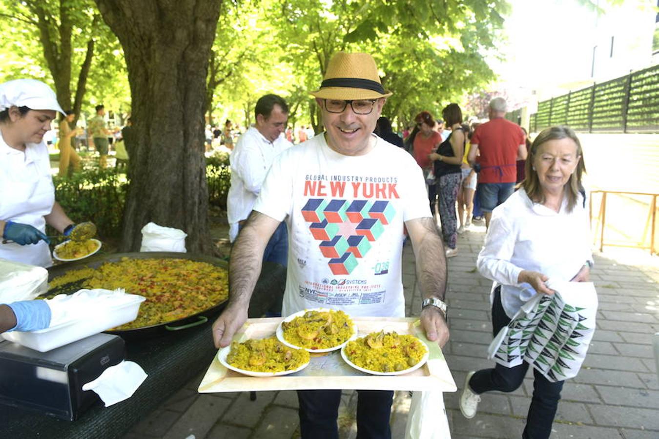 Fotos: Paellada en Covaresa, Valladolid