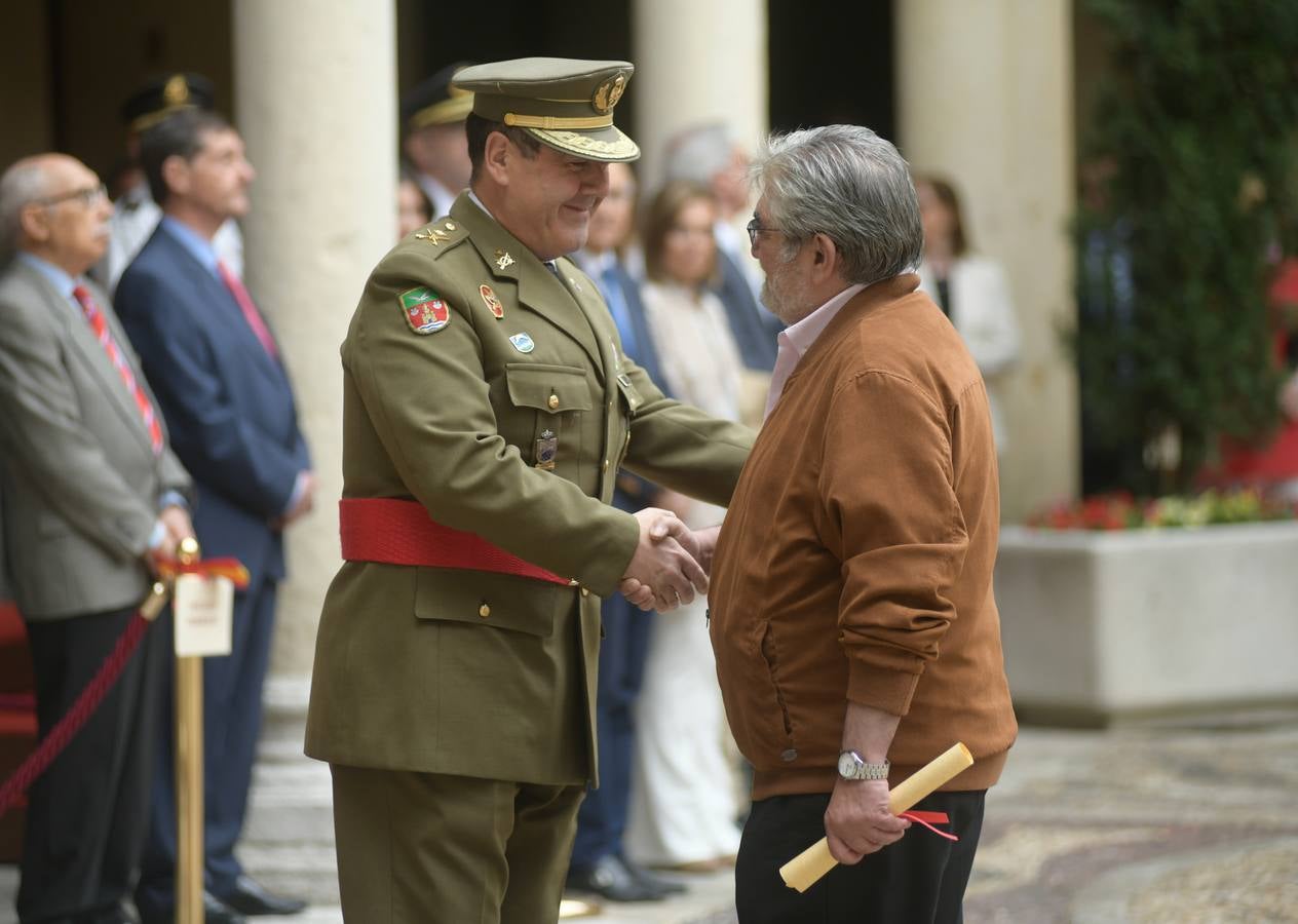 La Cuarta Subinspección General del Ejército (Suige) celebró el día de la unidad, con un acto que fue presidido por el jefe de este área de Defensa y comandante militar de Valladolid y Palencia, general José Rivas 