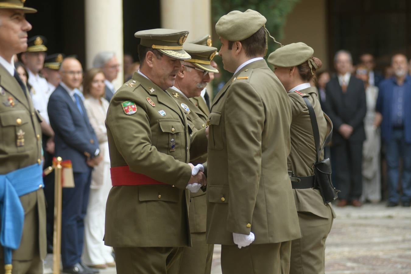 La Cuarta Subinspección General del Ejército (Suige) celebró el día de la unidad, con un acto que fue presidido por el jefe de este área de Defensa y comandante militar de Valladolid y Palencia, general José Rivas 