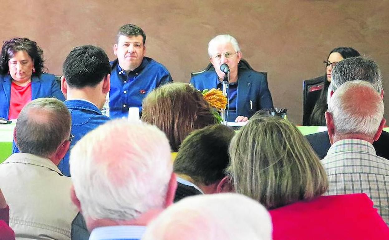 Un momento del acto del pregón que pronunció el sacerdote Oterino.