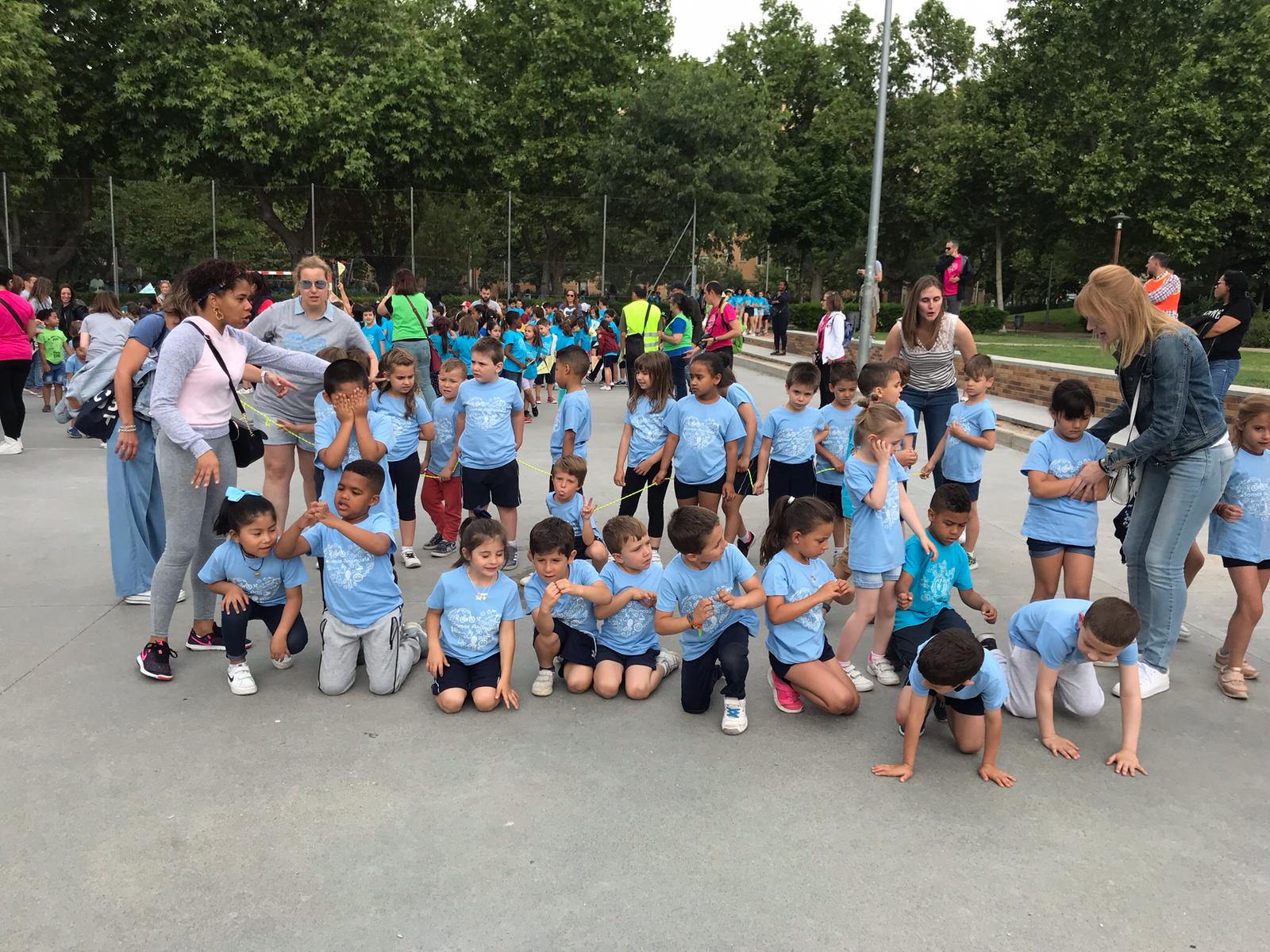 Fotos: Fiestas y II Marcha Solidaria del Colegio Sagrado Corazón-La Anunciata de Valladolid
