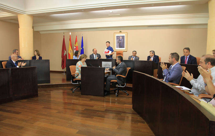 Fotos: Pleno de la Diputación