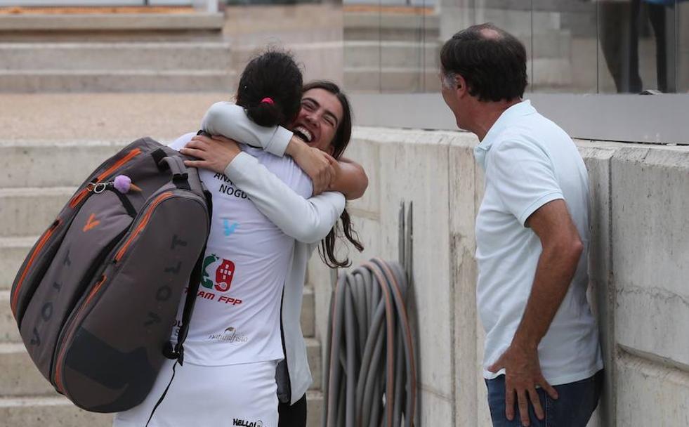 Los padres de Ana Nogueira la felicitan por la victoria