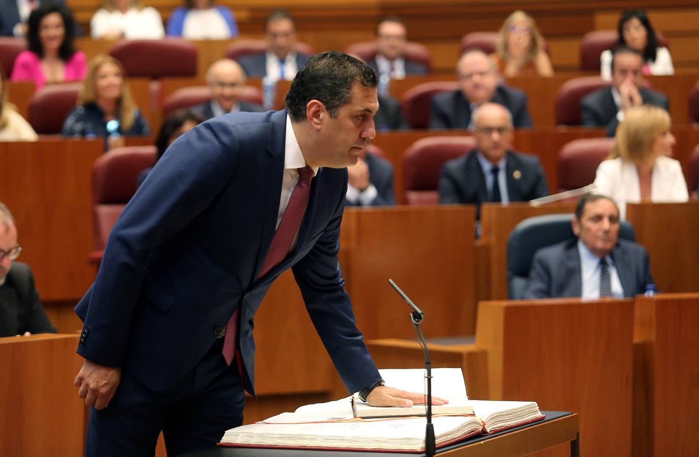 Fotos: Toma de posesión de los nuevos procuradores de las Cortes de Castilla y León