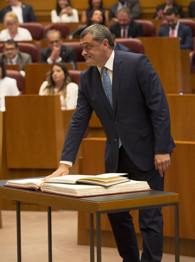 Fotos: Toma de posesión de los nuevos procuradores de las Cortes de Castilla y León