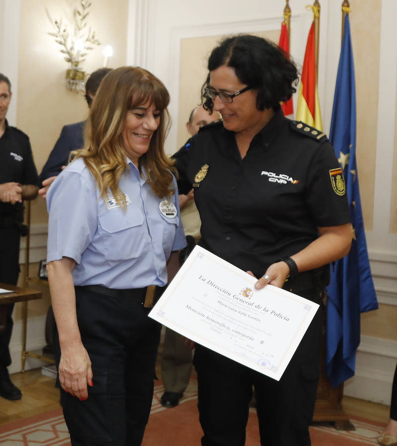 Fotos: Palencia reconoce el trabajo de los agentes de seguridad privada