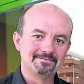 Carlos Hernández. 