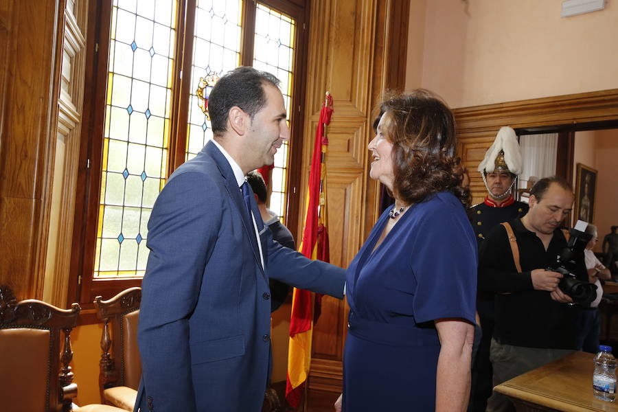 Mario Simón y Sonia Lalanda, en la constitución de la corporación, el pasado 15 de junio. 