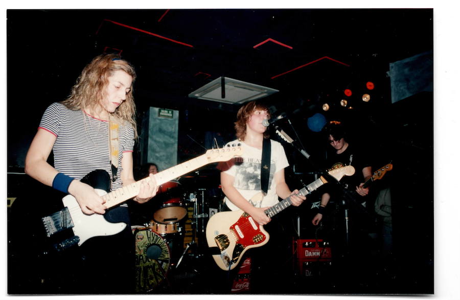 Concierto de Dover en la sala Subterfugio en 1998.