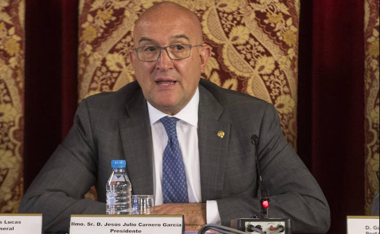 Jesús Julio Carnero, durante el Pleno celebrado el pasado martes en la Diputación. 
