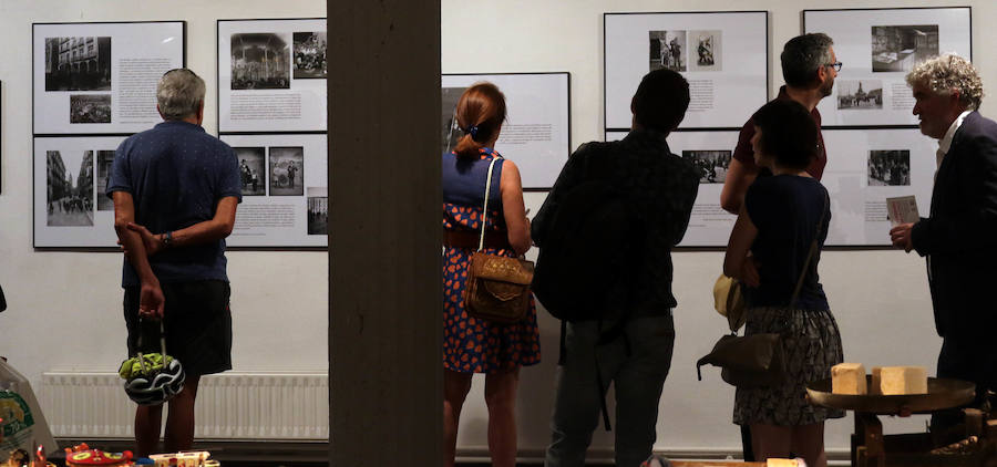 Fotos: Exposición &#039;Vendiendo en la calle&#039; en la Casa de Cultura Revilla de Valladolid