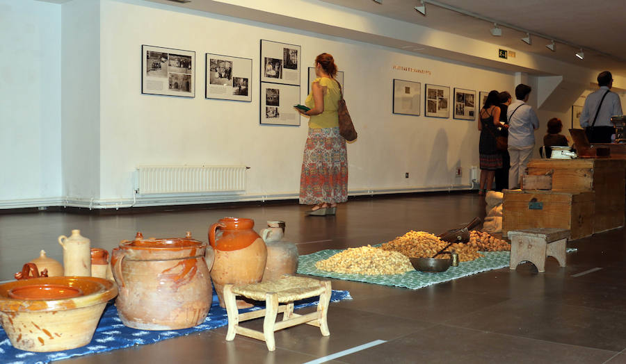 Fotos: Exposición &#039;Vendiendo en la calle&#039; en la Casa de Cultura Revilla de Valladolid