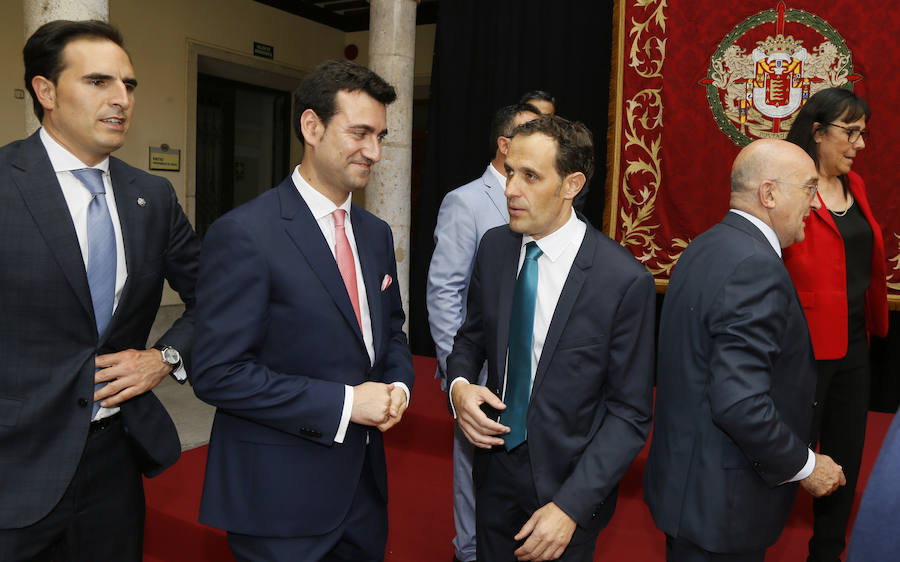 Conrado Íscar toma posesión como presidente de la Diputación de Valladolid. 