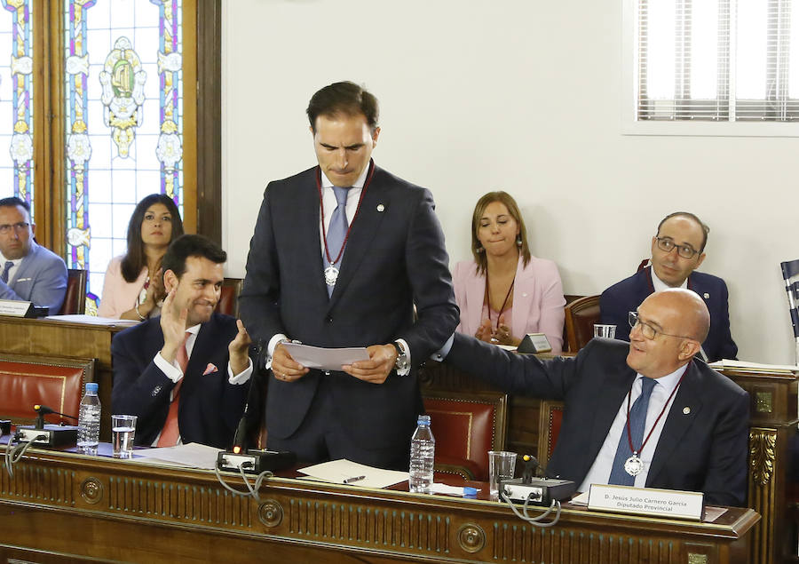 Conrado Íscar toma posesión como presidente de la Diputación de Valladolid. 