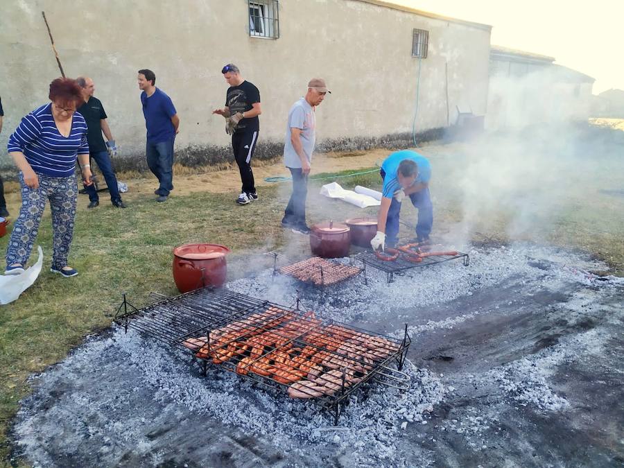 Fotos: Comida popular en Hérmedes de Cerrato