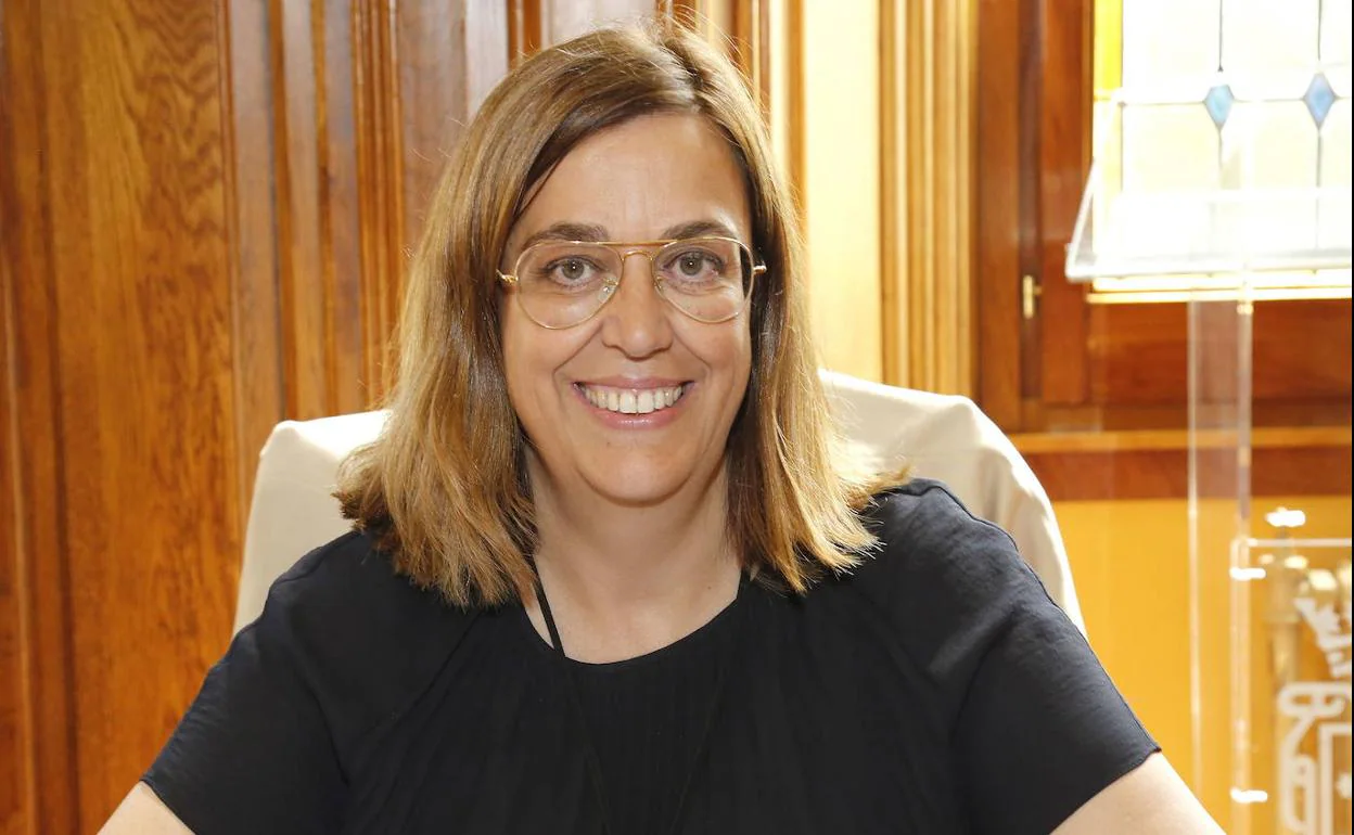 Ángeles Armisén, presidenta de la Diputación de Palencia. 