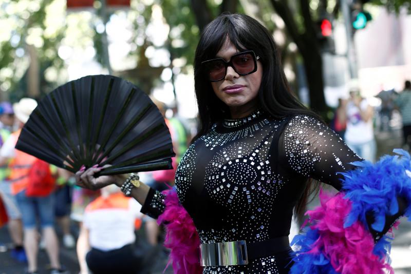 Fotos: Celebración superlativa y multicolor del Orgullo LGTBI en Madrid