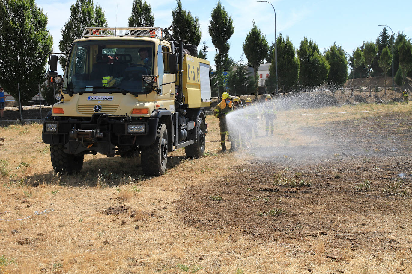 Fotos: Incendio en Trescasas (y 2)