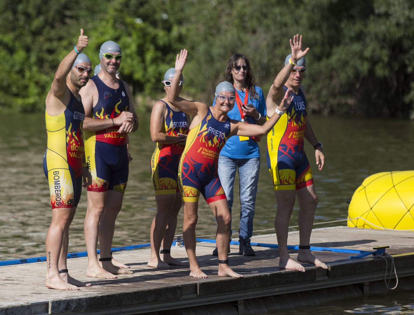 El recorrido contaba con 750 metros de natación, 20 kilómetros de ciclismo y 5 kilómetros de carrera.