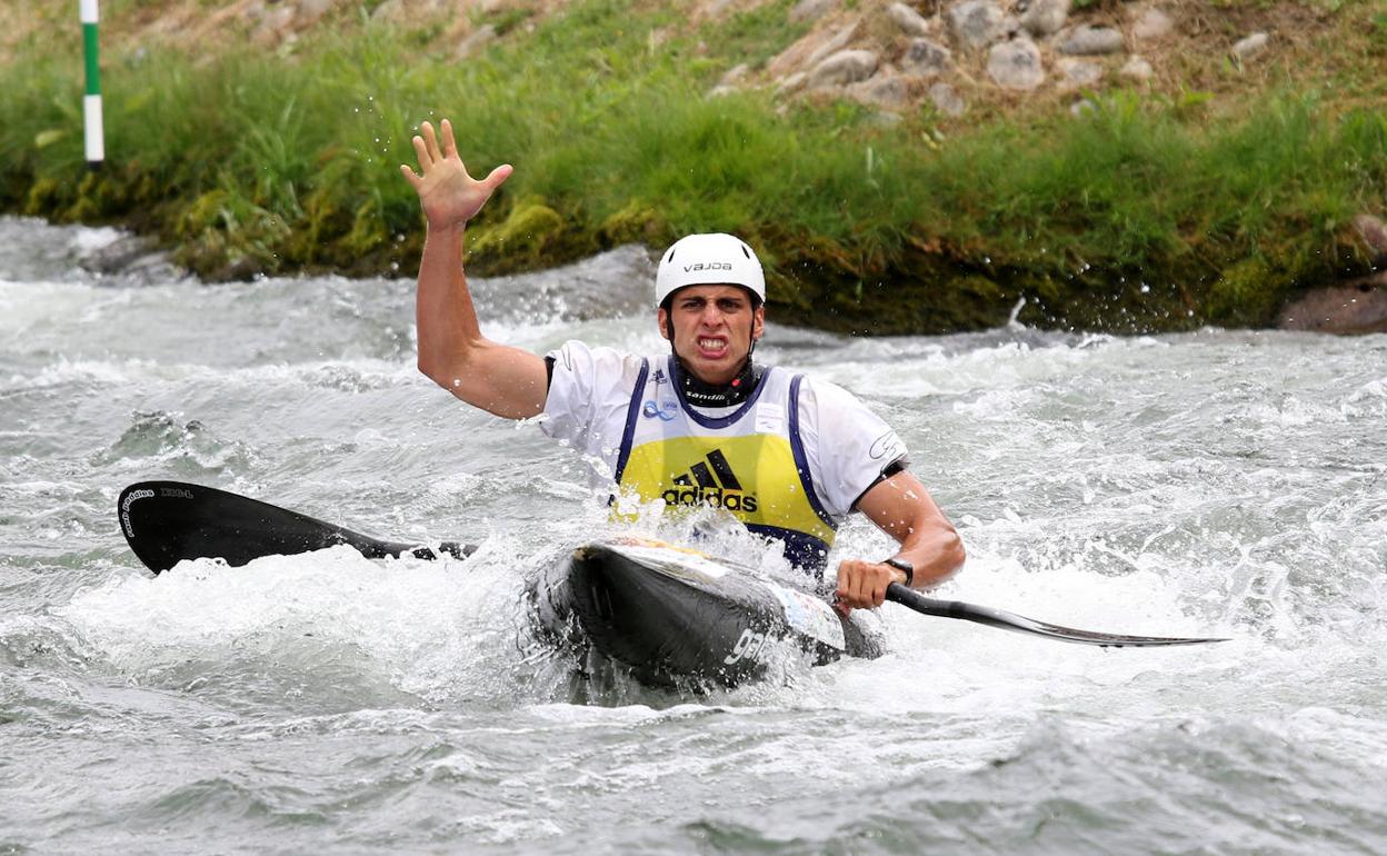 David Llorente, durante se lamenta en el canal de Liptovsky Mikulas. 