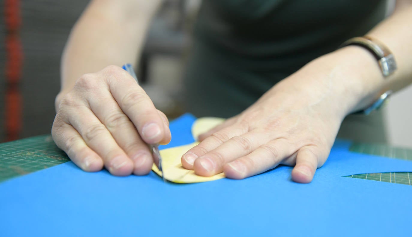 Imágenes del curso de elaboración artesana de un par de zapatos impartido por Rocío Mozo en el Centro Regional de Artesanía de Castilla y León.