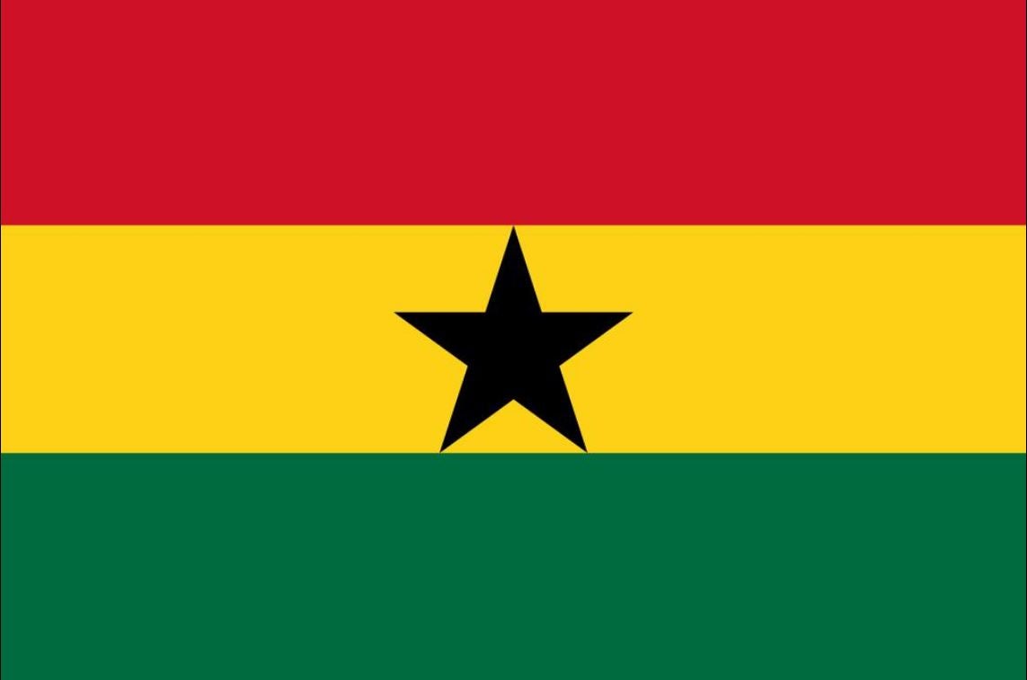 Ghana: tras los ataques terroristas en Mali, Costa de Marfil y Burkina Faso así como la detención de elementos terroristas en Togo y Costa de Marfil, el Gobierno ghanés decidió elevar el nivel de alerta y reforzar las medidas de seguridad. La meningitis y el cólora son enfermedades recurrentes en Ghana por la falta de higiene y casi todos los años se declaran epidemias. Han aumentado los robos a mano armada y los asaltos a domicilio.