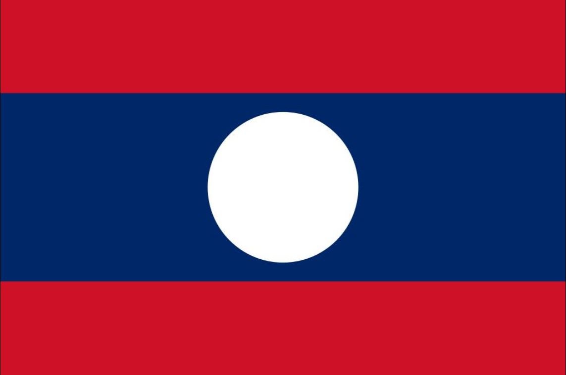 Laos: se recomienda viajar con extrema precaución. Como consecuencia de las intensas lluvias que están teniendo lugar en gran parte del país, se está produciendo una importante subida del nivel de las aguas del río Mekong con el consecuente riesgo de desbordamiento. Tras las inundaciones cabe esperar un empeoramiento del brote de dengue que se ha venido dando en las provincias de Champassak y Savannakhet. Se recomienda evitar la provincia de Xaisomboun especialmente en viajes por carretera por riesgo de badidaje.