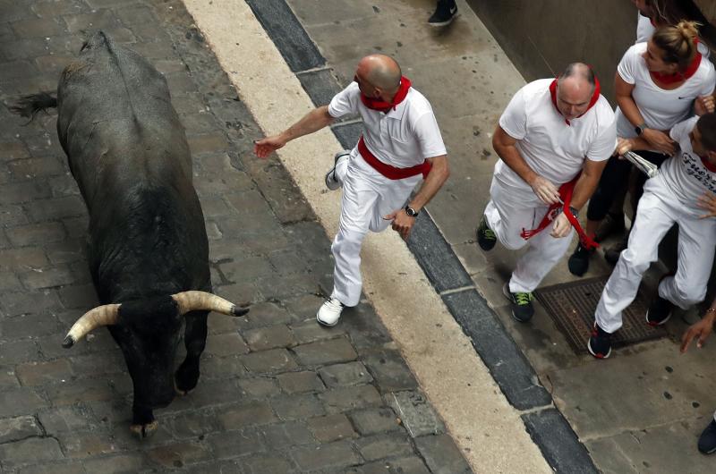 Fotos: Los toros de José Escolar protagonizan un encierro rápido y limpio